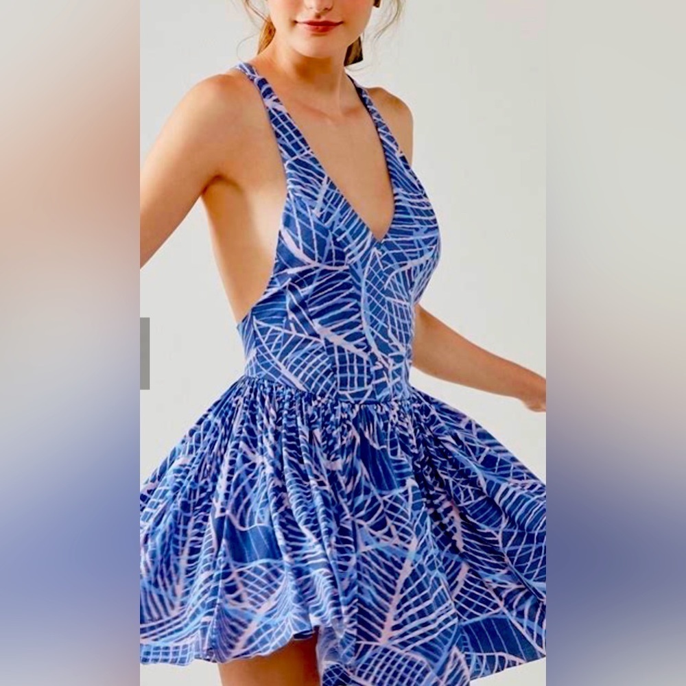 NWT Kimchi Blue Printed Halter Dress - Size Extra Small